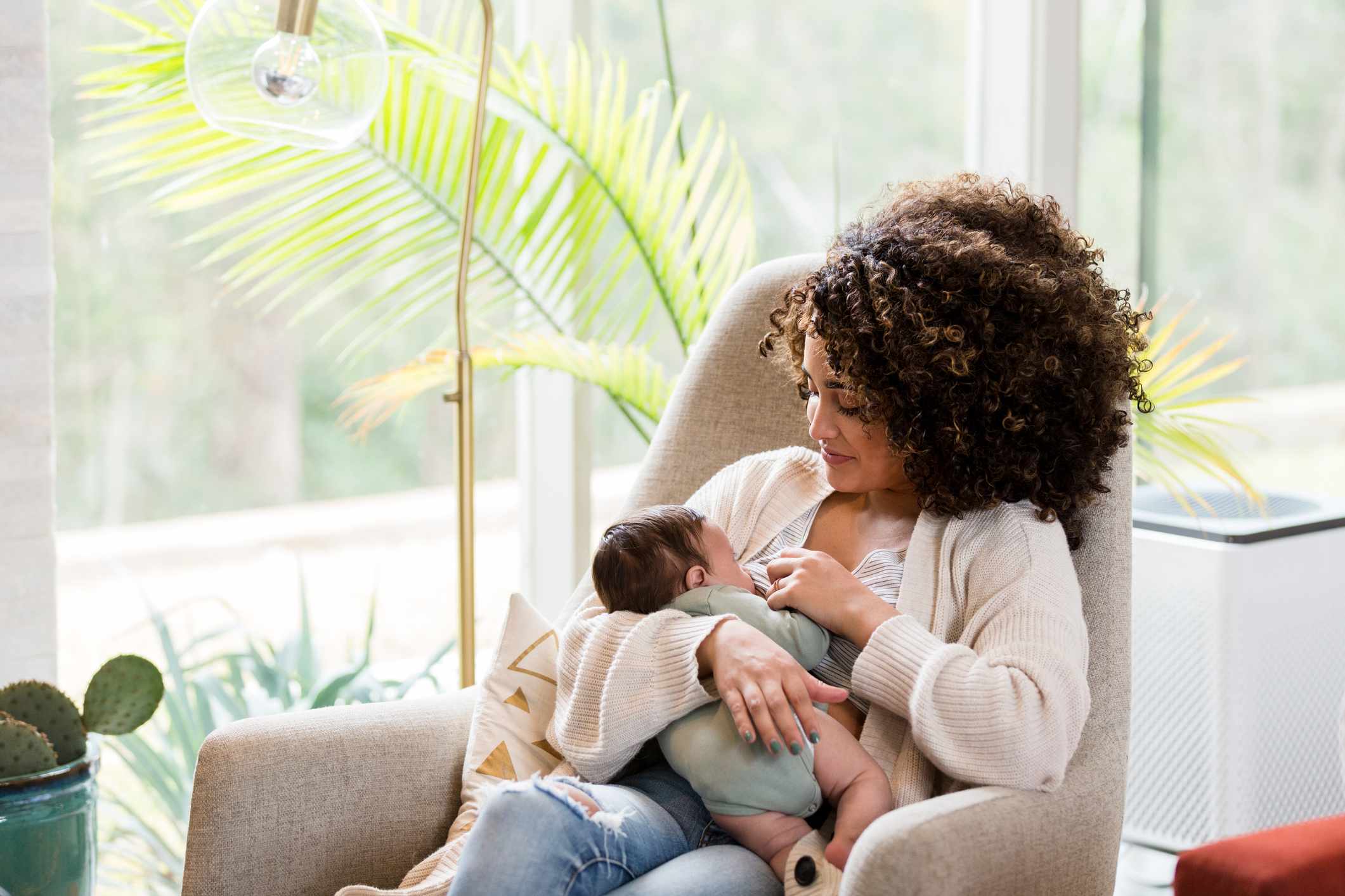 5 Things That Can Make Breastfeeding Harder Than It Has To Be
