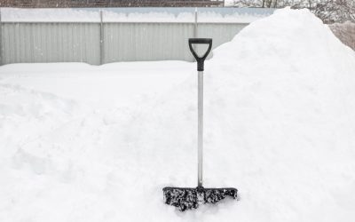 3 Good Reasons to Let Someone Else Shovel Your Snow